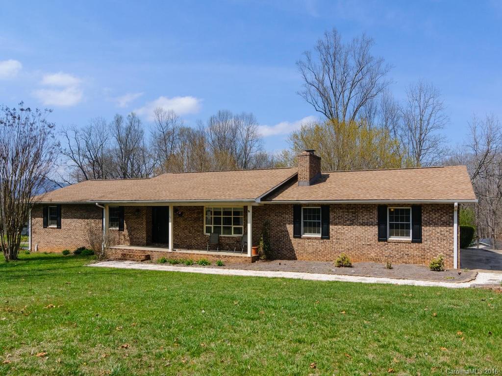 35 Queen Road Candler NC 28715