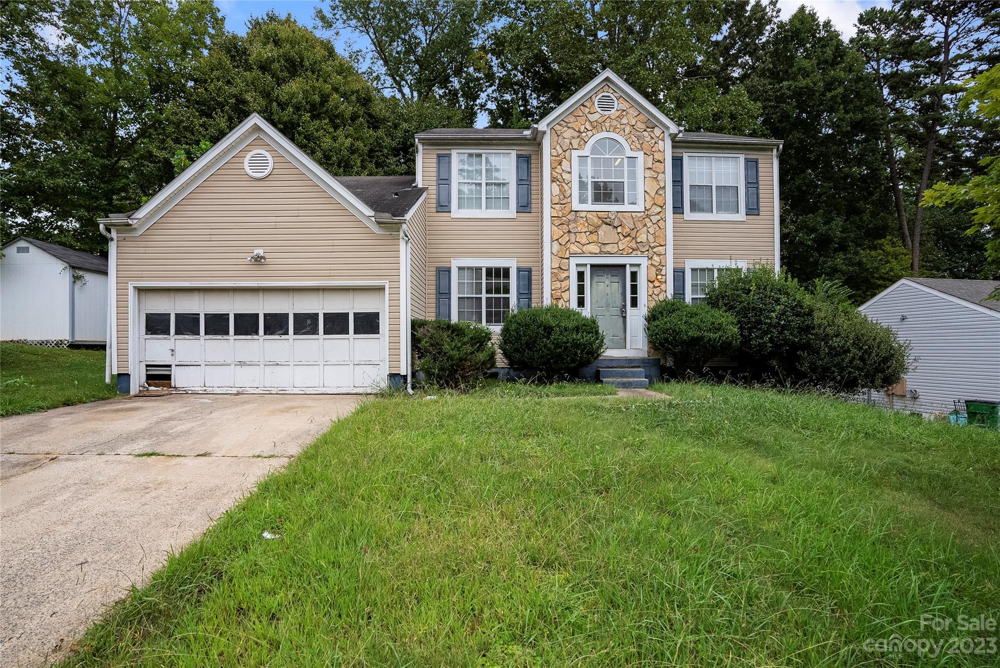 6006 Running Deer Road Charlotte NC 28214