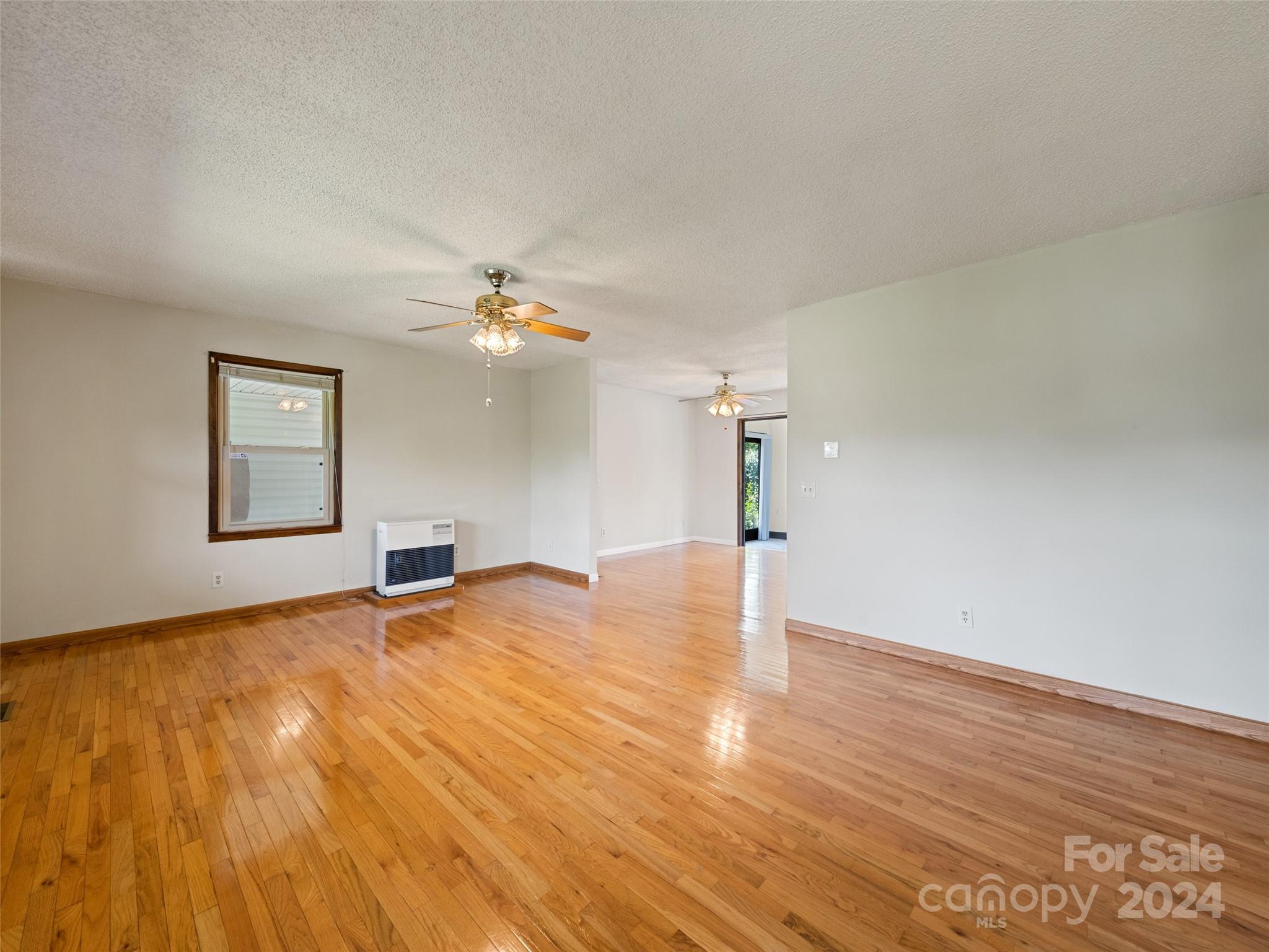 21 Redbud Drive Burnsville NC 28714