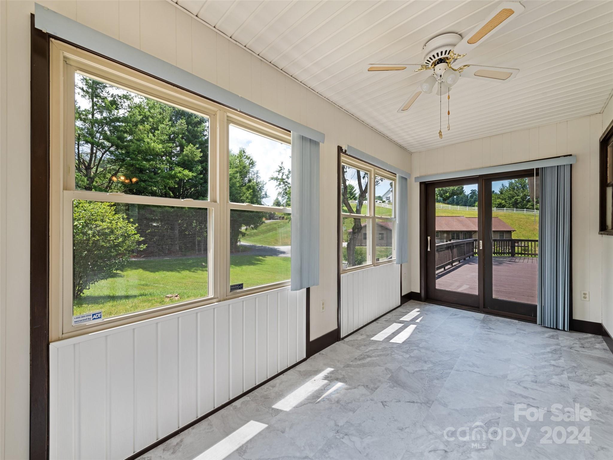 21 Redbud Drive Burnsville NC 28714