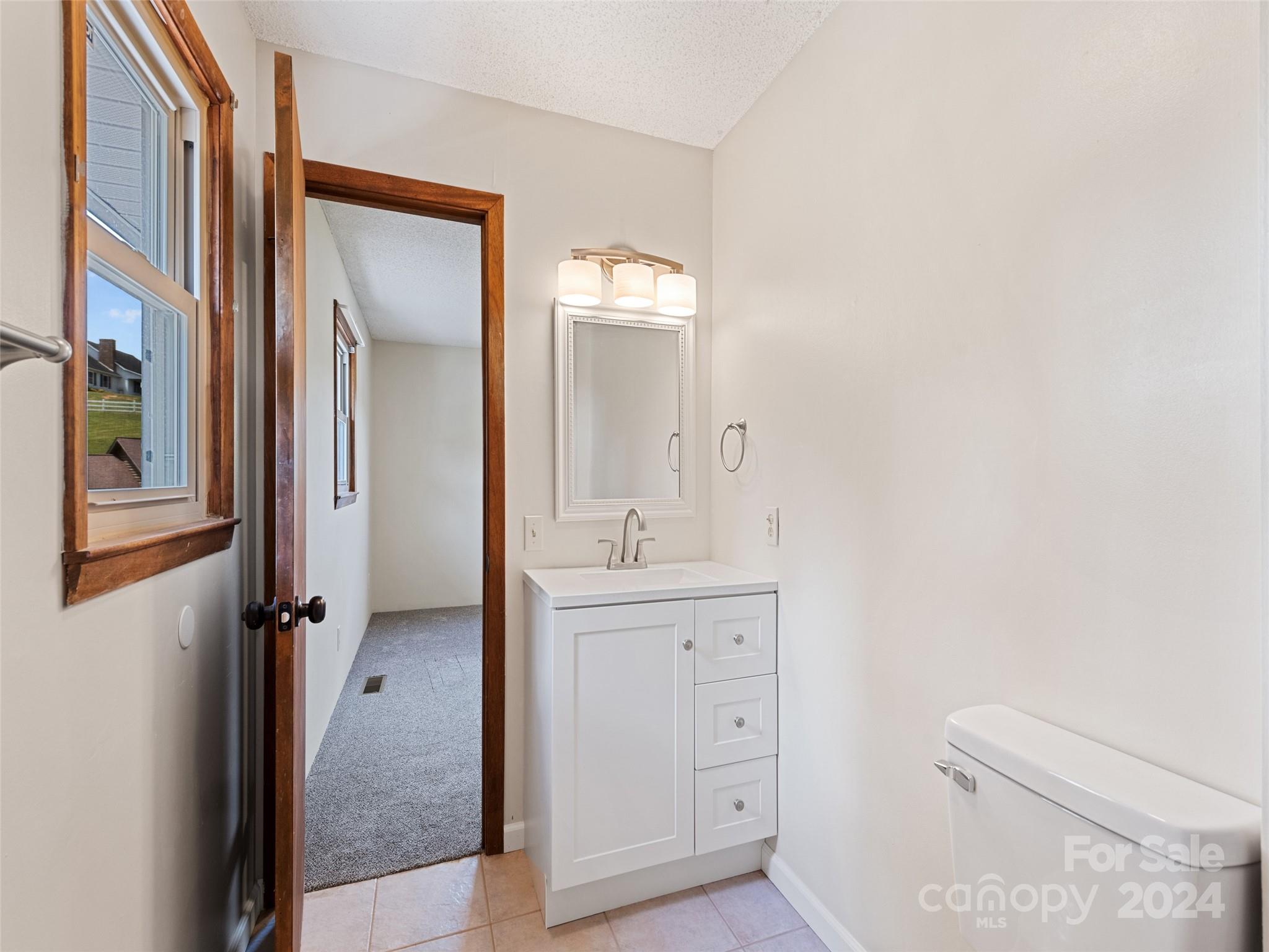 21 Redbud Drive Burnsville NC 28714