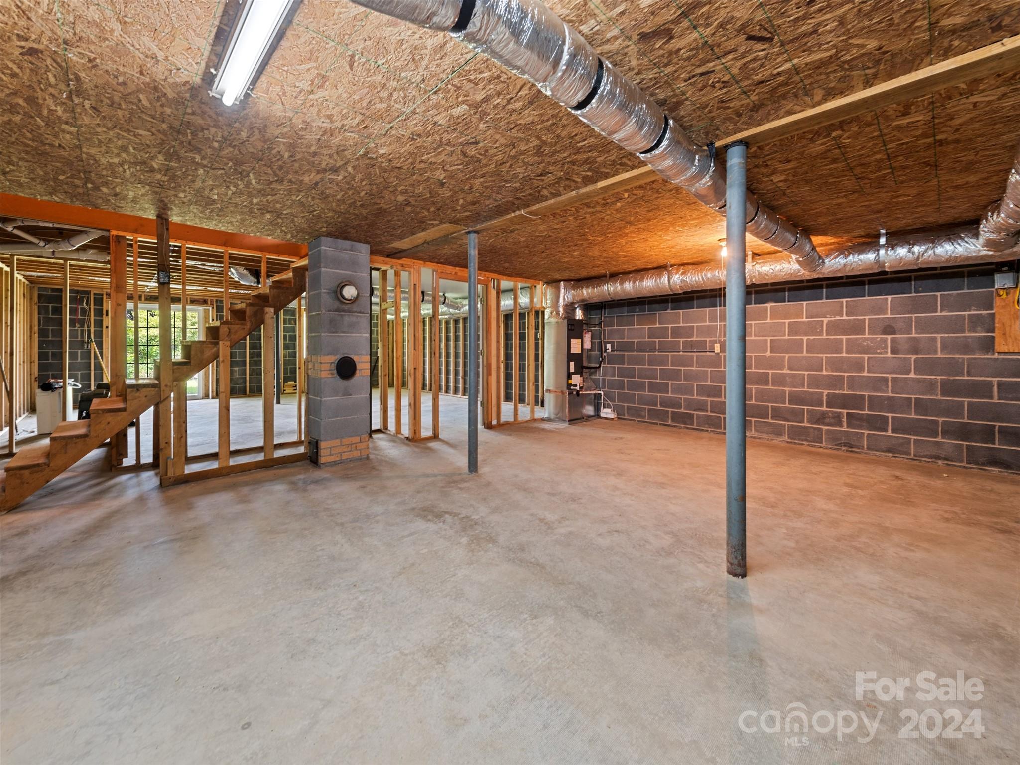 21 Redbud Drive Burnsville NC 28714