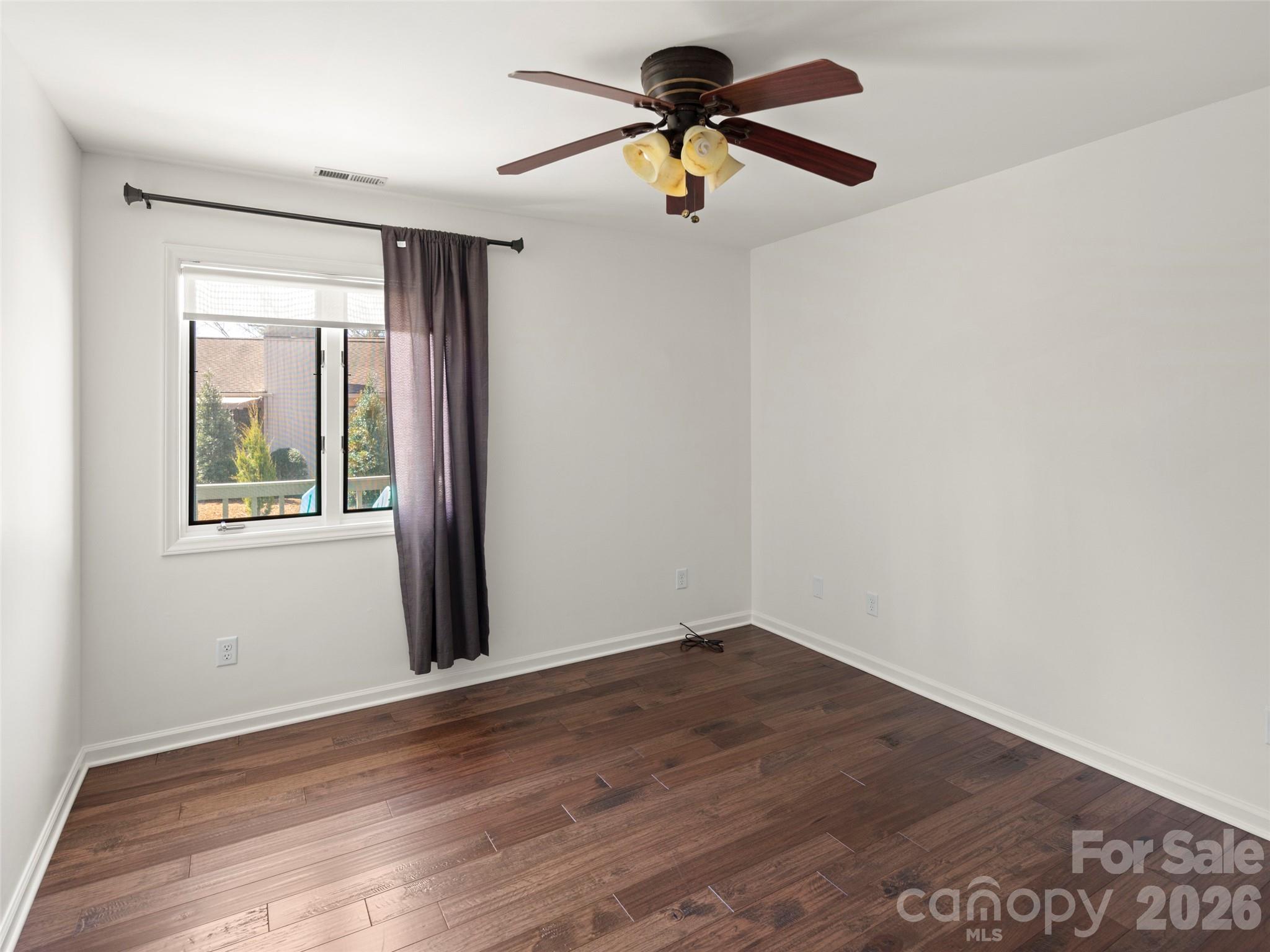 141 Deerlake Drive Asheville NC 28803