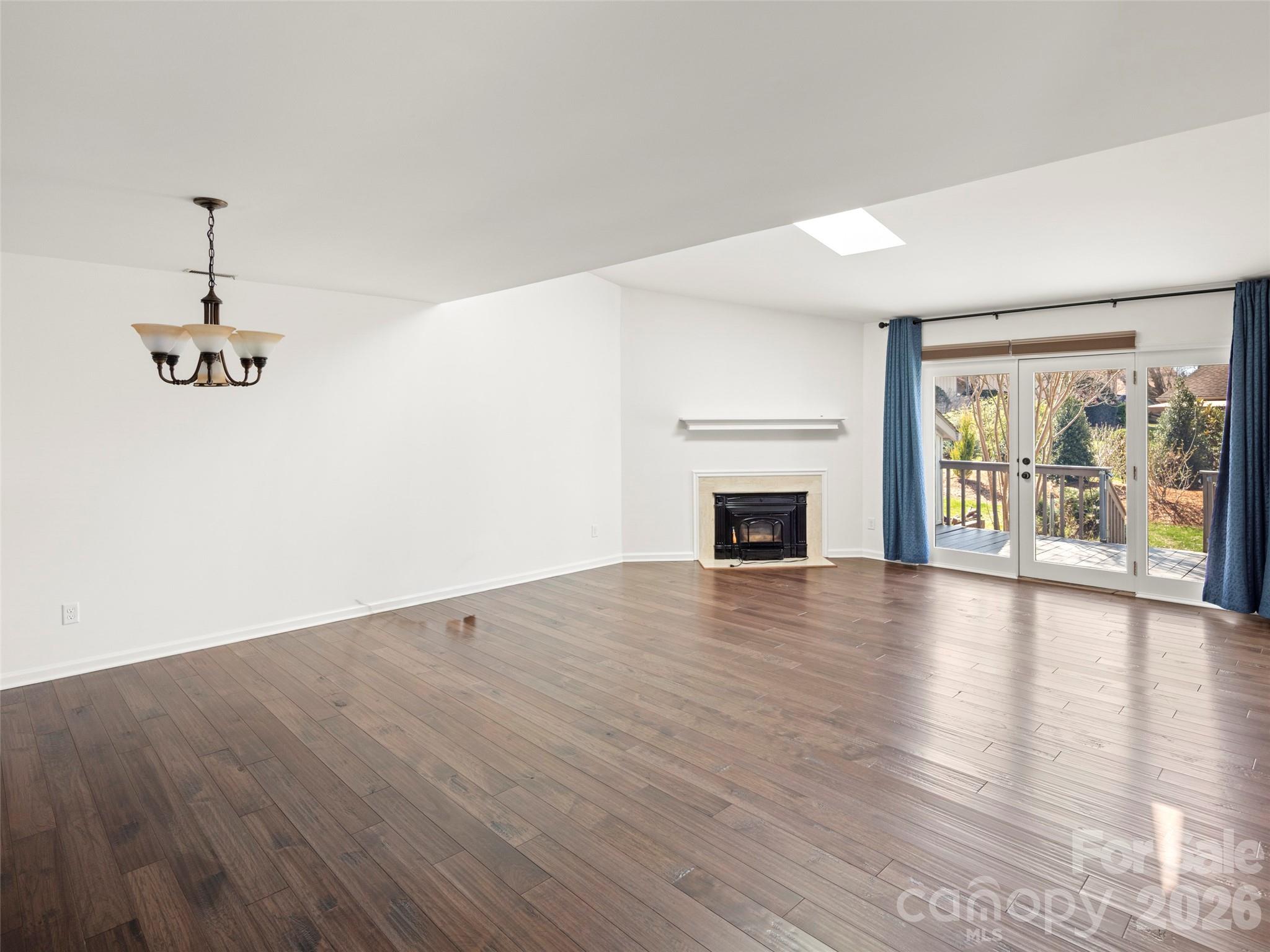141 Deerlake Drive Asheville NC 28803