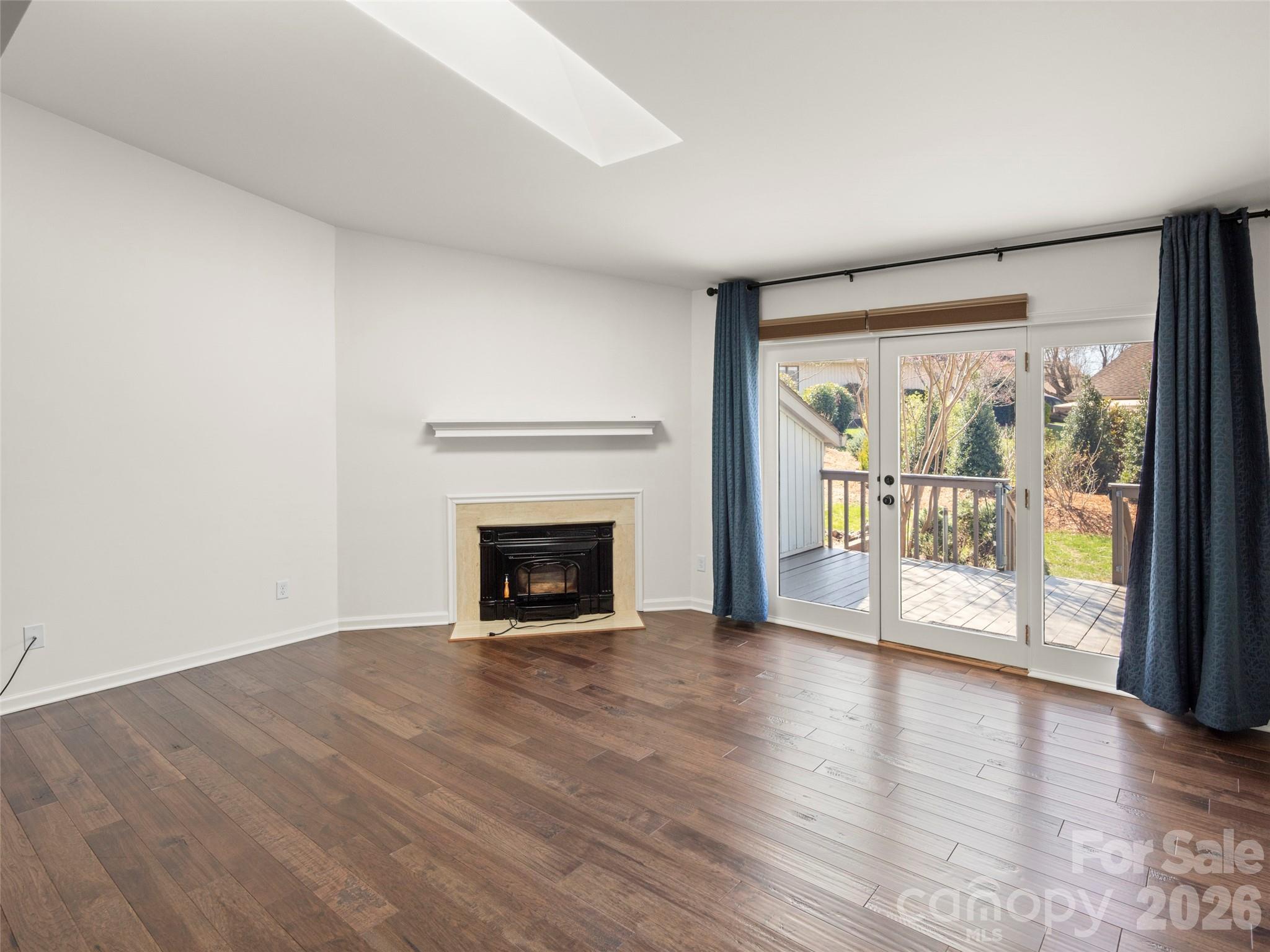 141 Deerlake Drive Asheville NC 28803