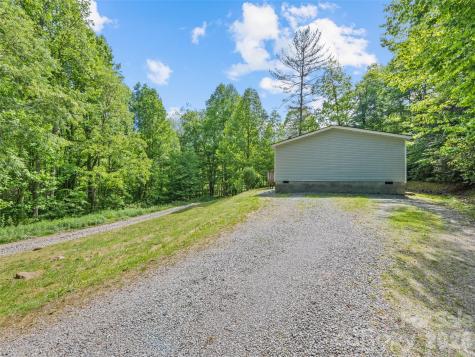 122 Mastiff Hollow Drive Waynesville NC 28785