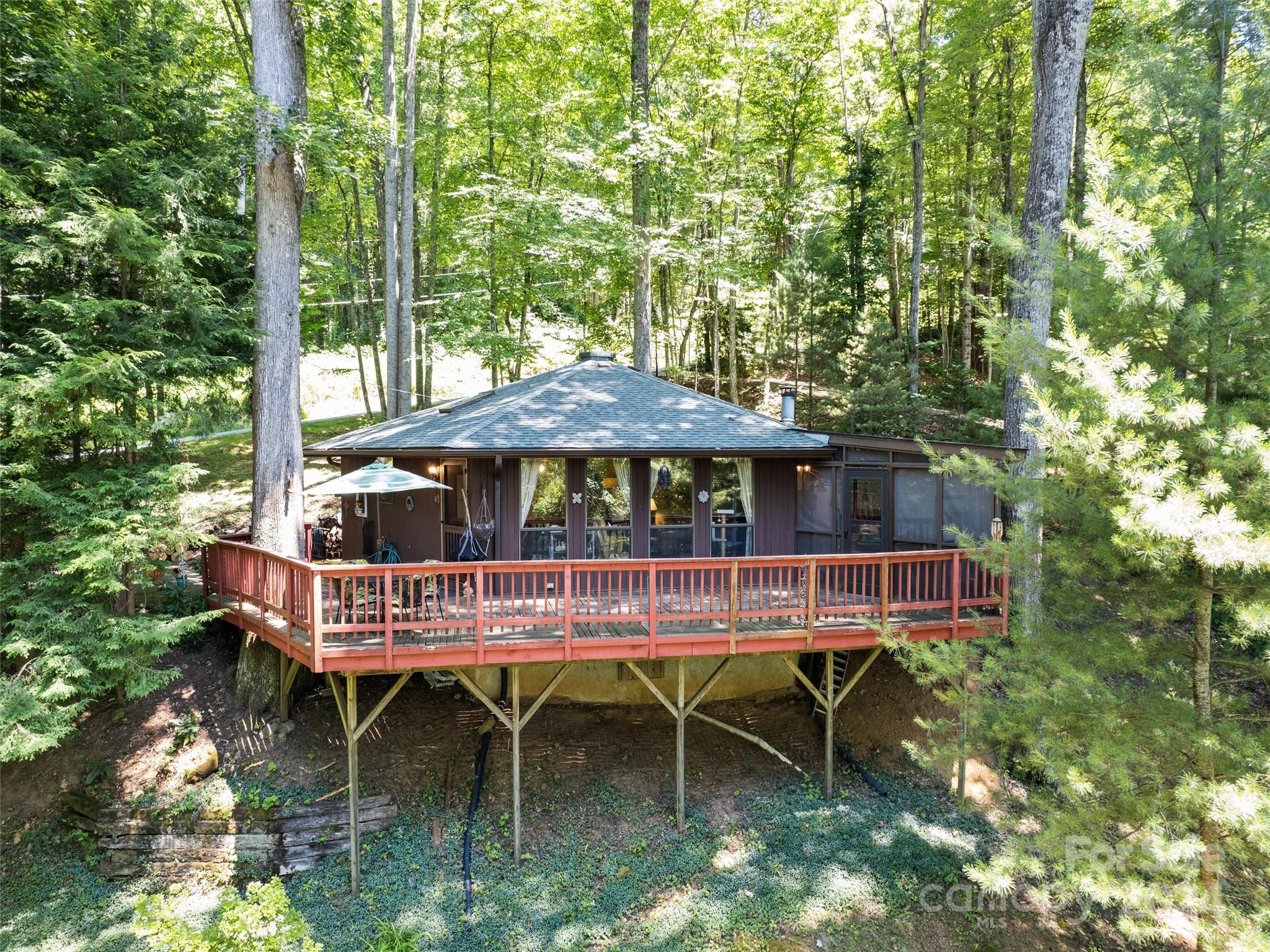 1004 Old Country Road Waynesville NC 28786