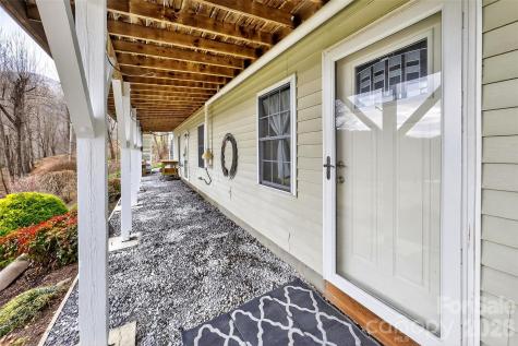 120 Mountain Mist Lane Waynesville NC 28785