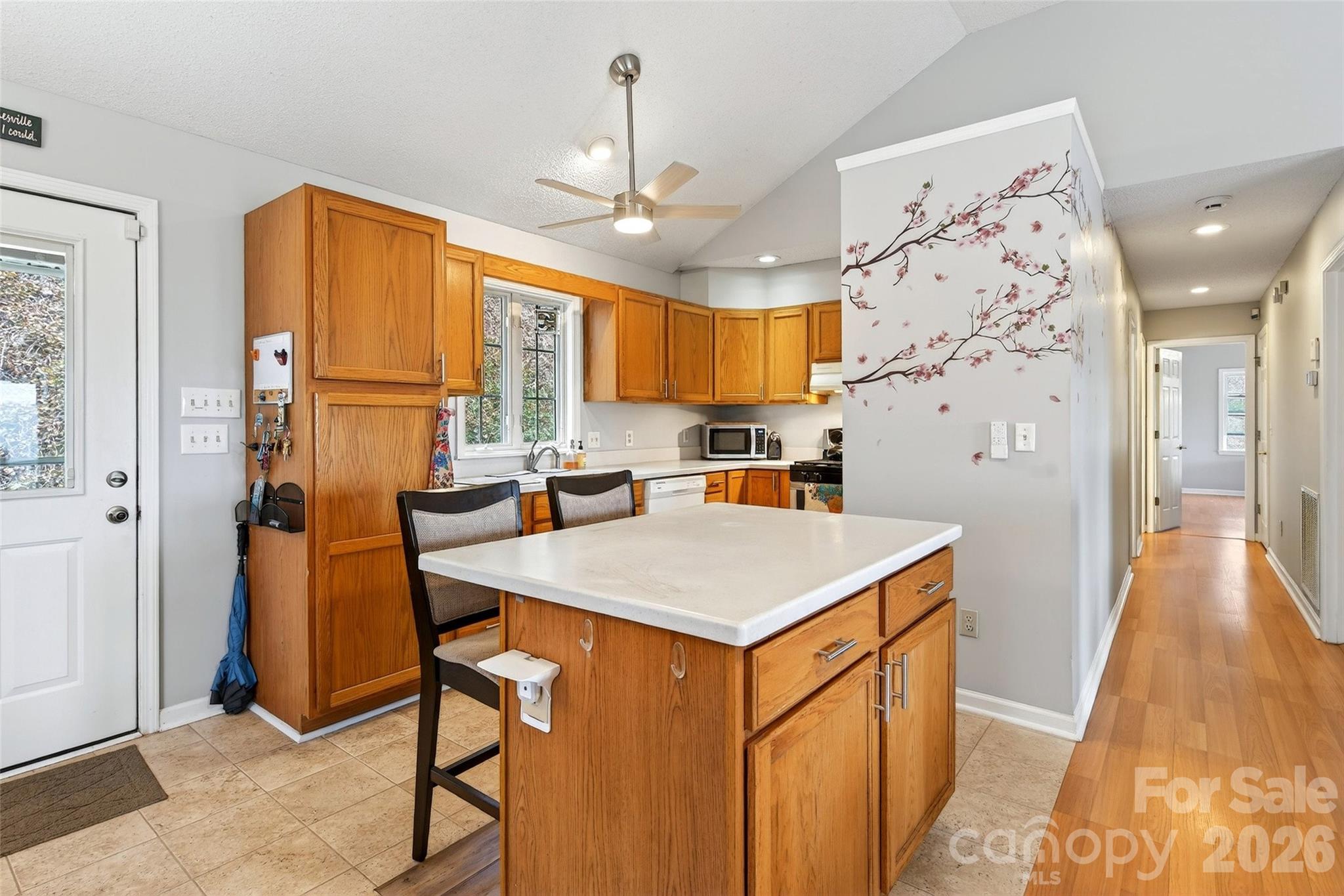 120 Mountain Mist Lane Waynesville NC 28785