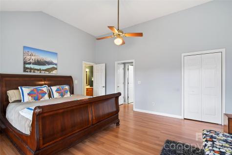 120 Mountain Mist Lane Waynesville NC 28785