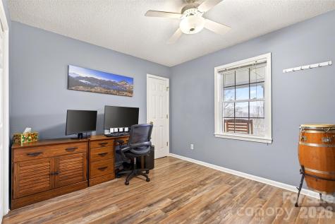 120 Mountain Mist Lane Waynesville NC 28785