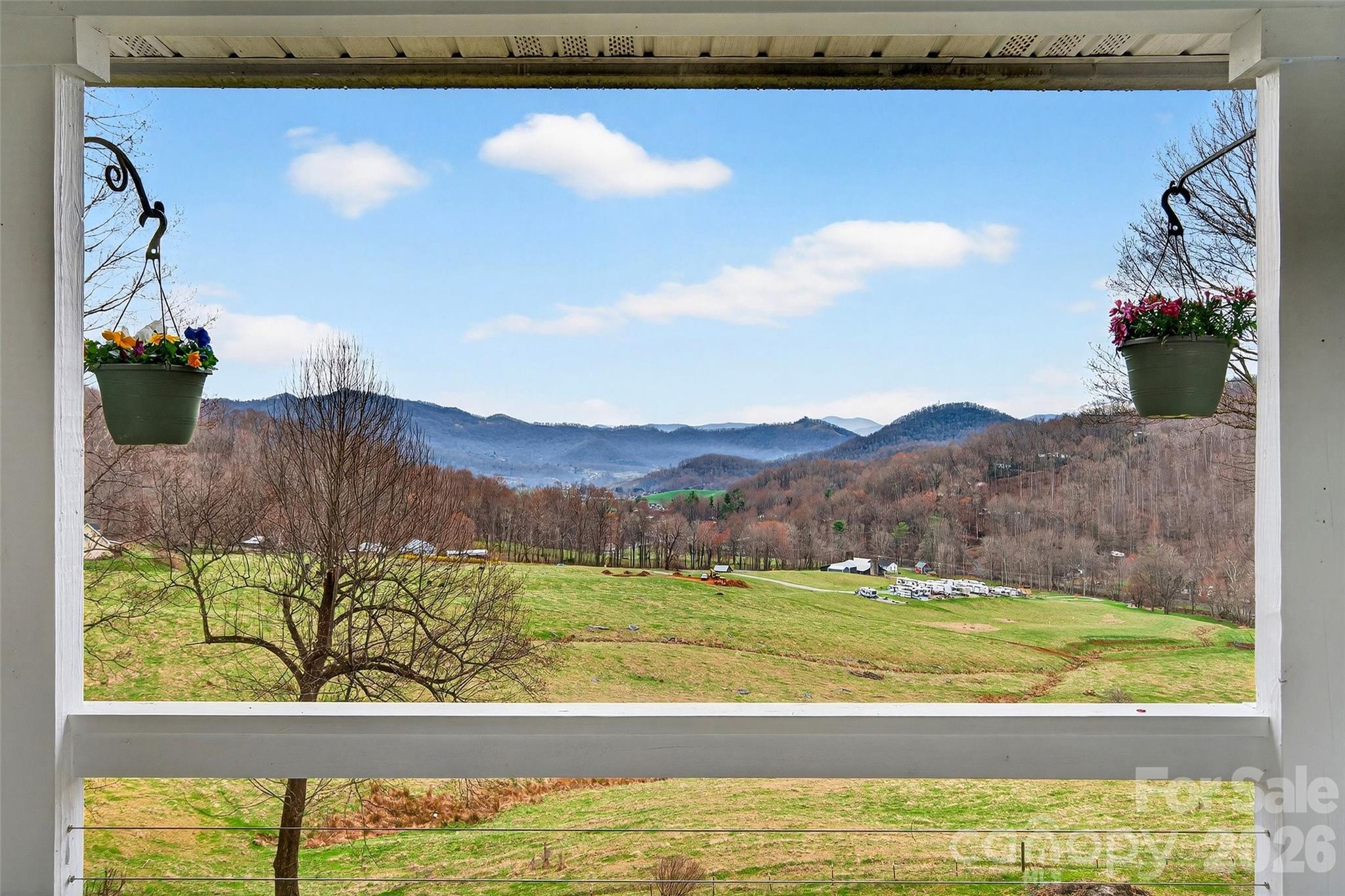 120 Mountain Mist Lane Waynesville NC 28785