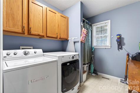 120 Mountain Mist Lane Waynesville NC 28785