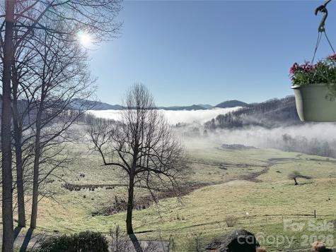 120 Mountain Mist Lane Waynesville NC 28785