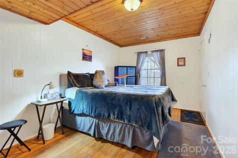 120 Mountain Mist Lane Waynesville NC 28785