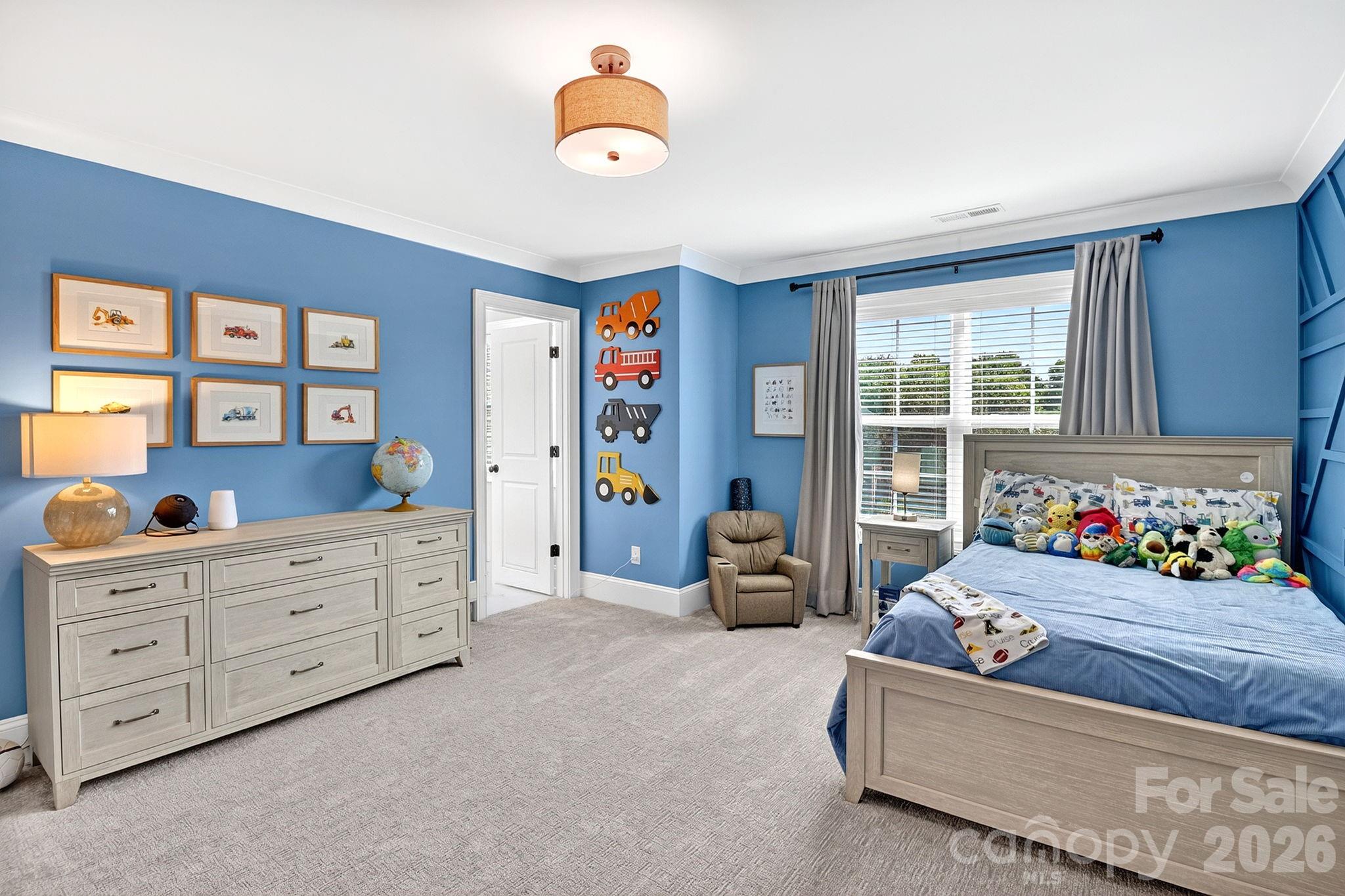 7005 Providence Lane W Charlotte NC 28226