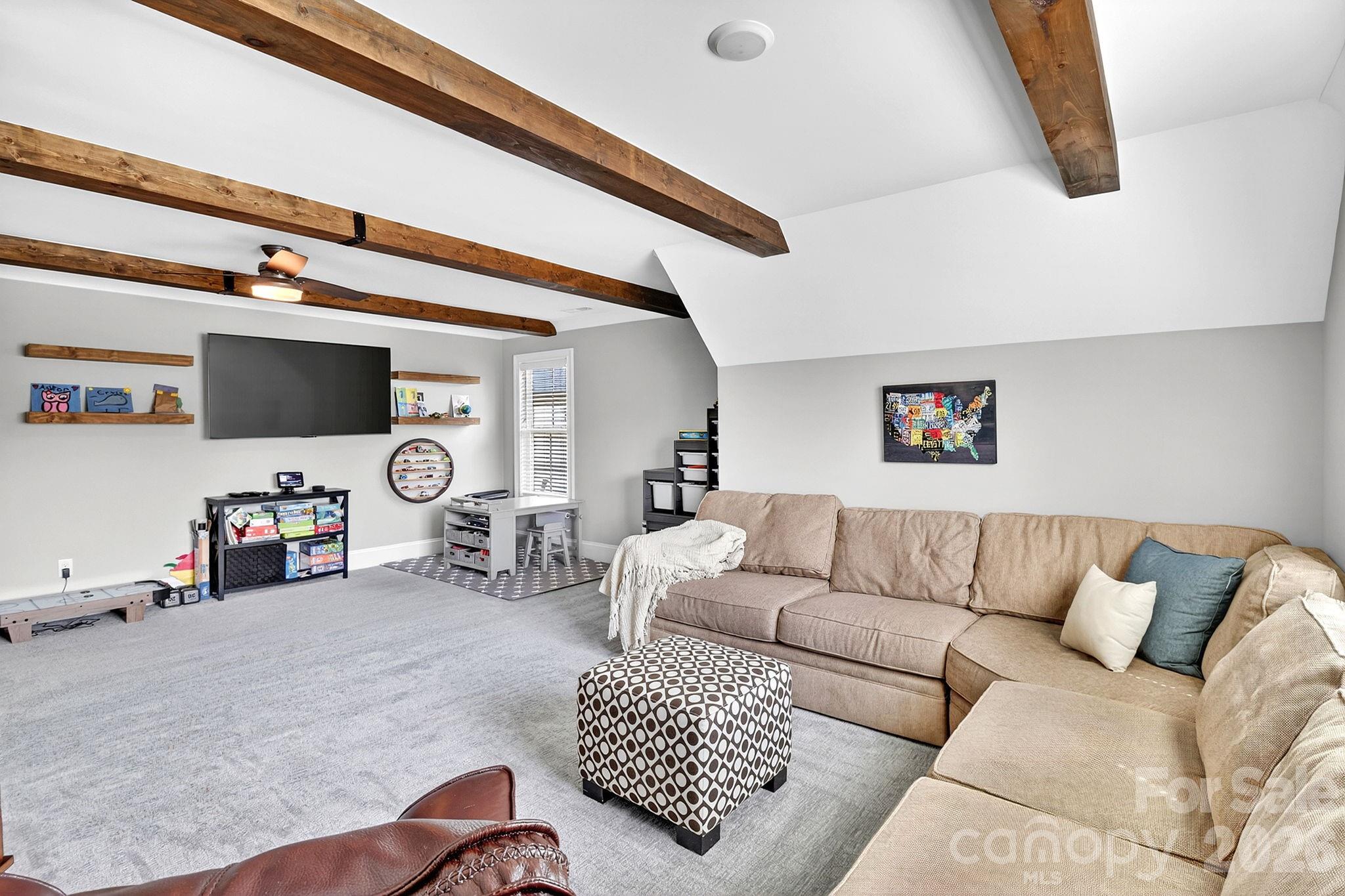 7005 Providence Lane W Charlotte NC 28226