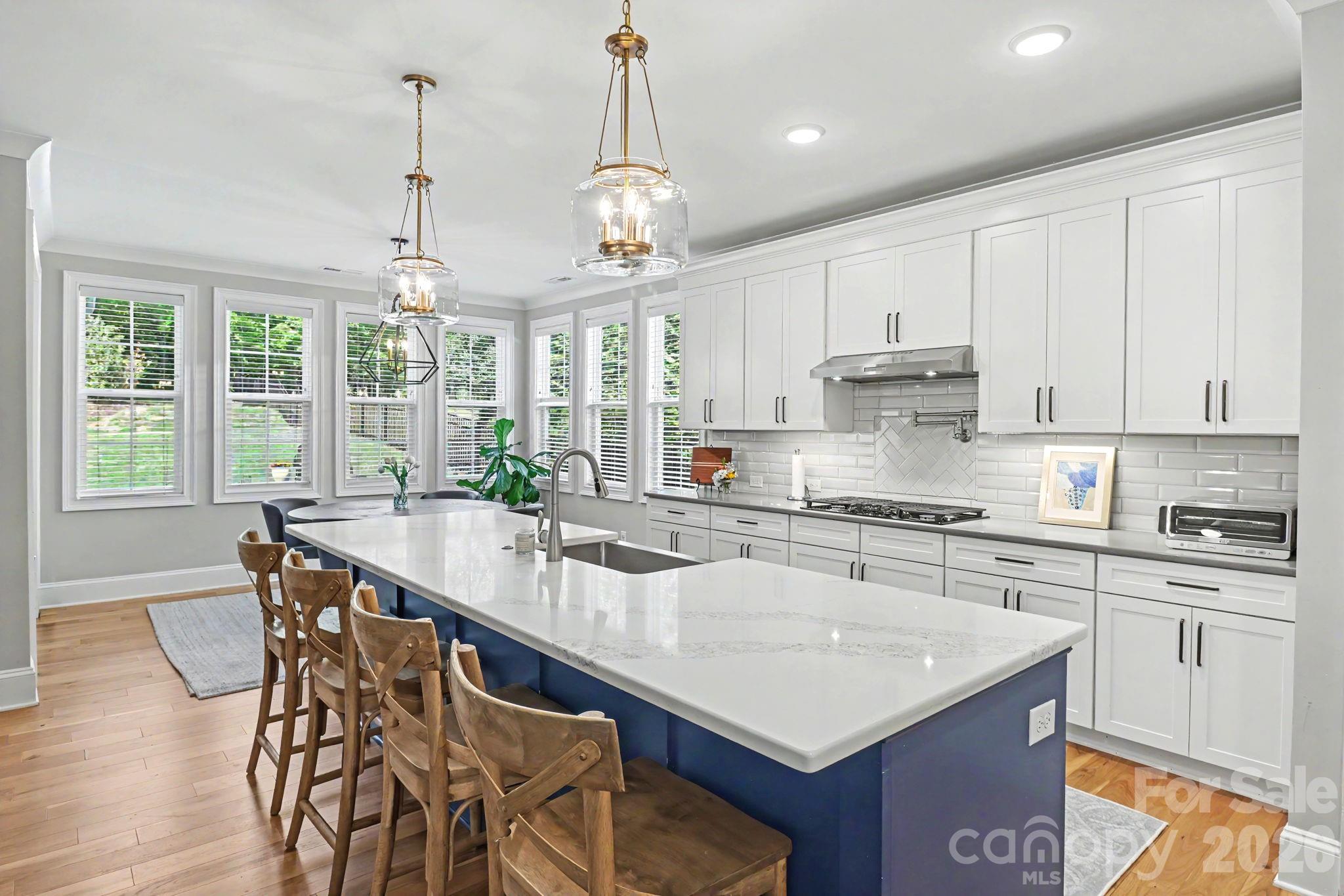 7005 Providence Lane W Charlotte NC 28226