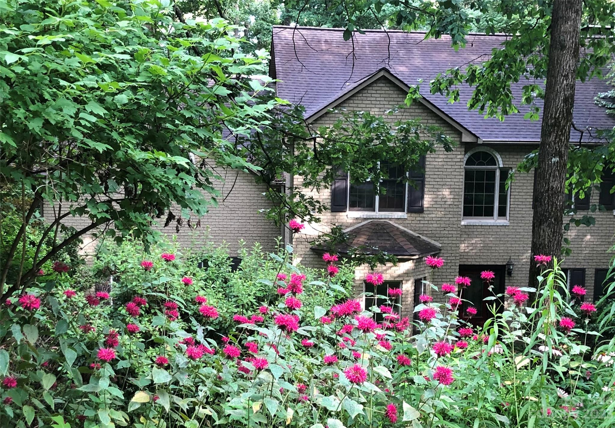 19 Bent Oak Lane Asheville NC 28803