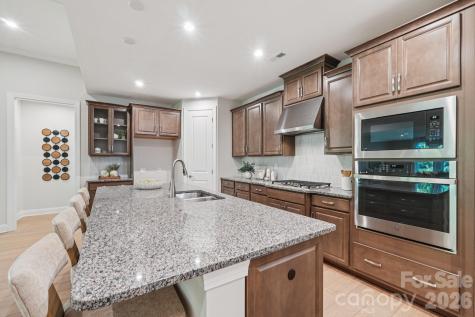 13222 Cozy Court Charlotte NC 28215