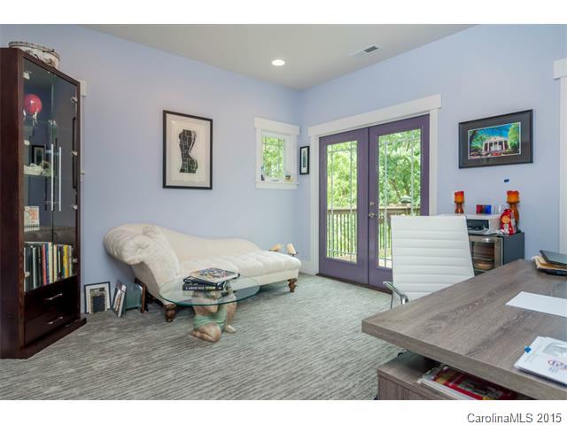 2621 Bay Street Charlotte NC 28205
