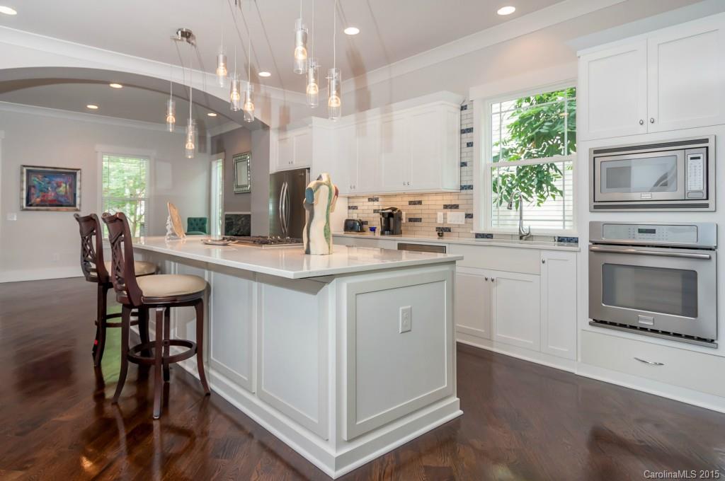 2621 Bay Street Charlotte NC 28205