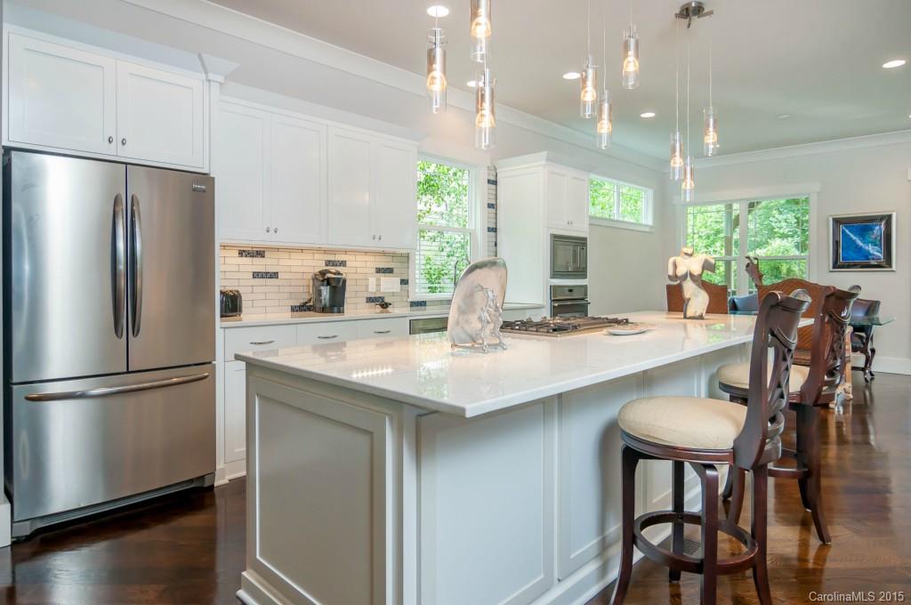 2621 Bay Street Charlotte NC 28205