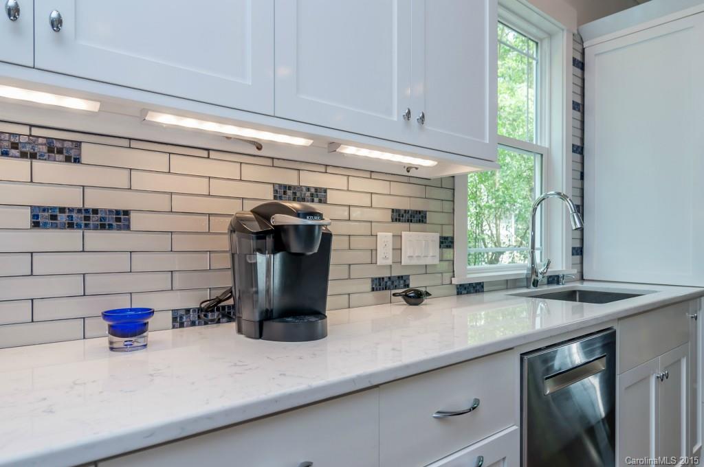 2621 Bay Street Charlotte NC 28205