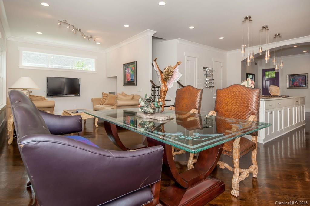 2621 Bay Street Charlotte NC 28205