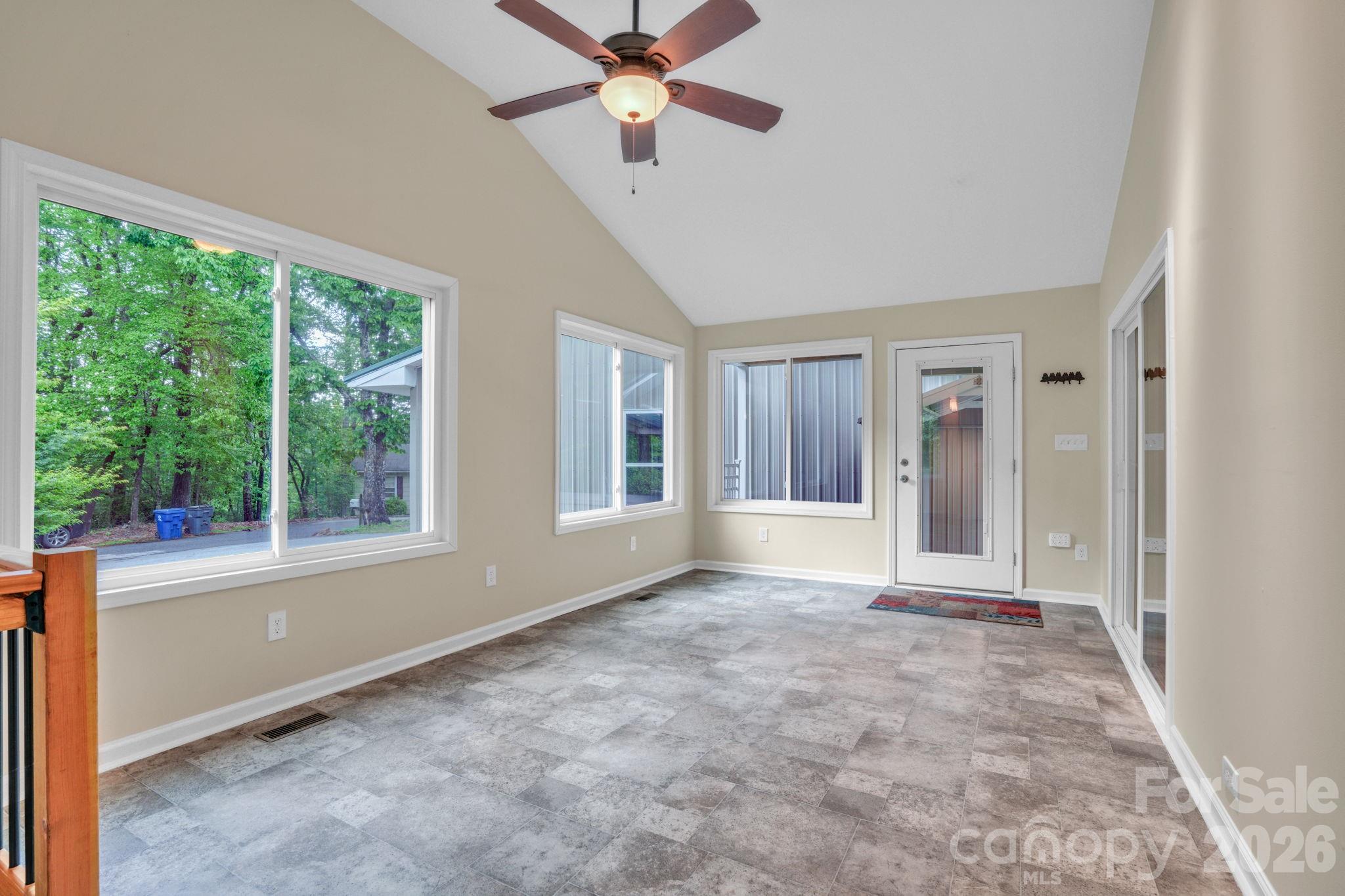189 Friendly Circle Saluda NC 28773