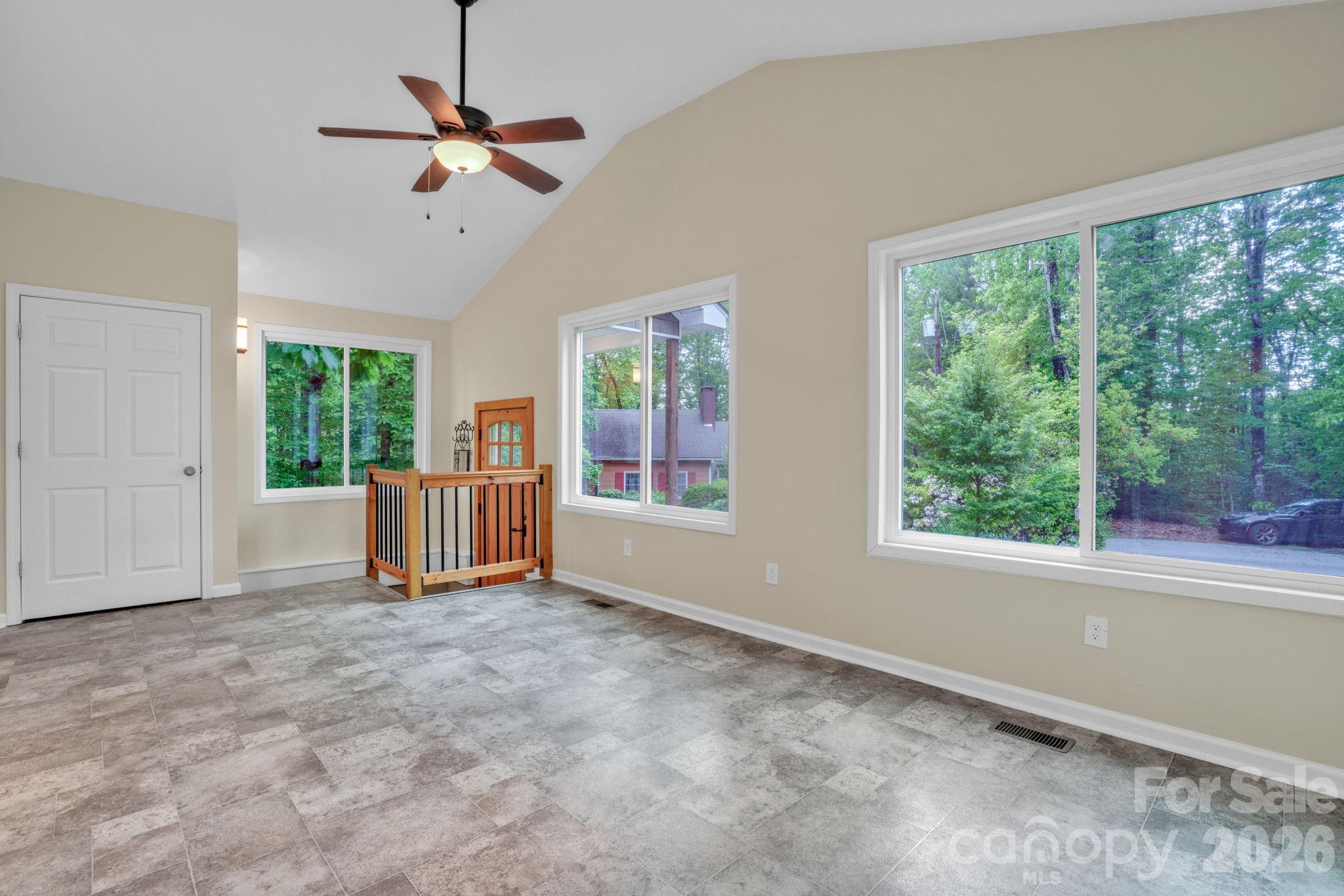 189 Friendly Circle Saluda NC 28773