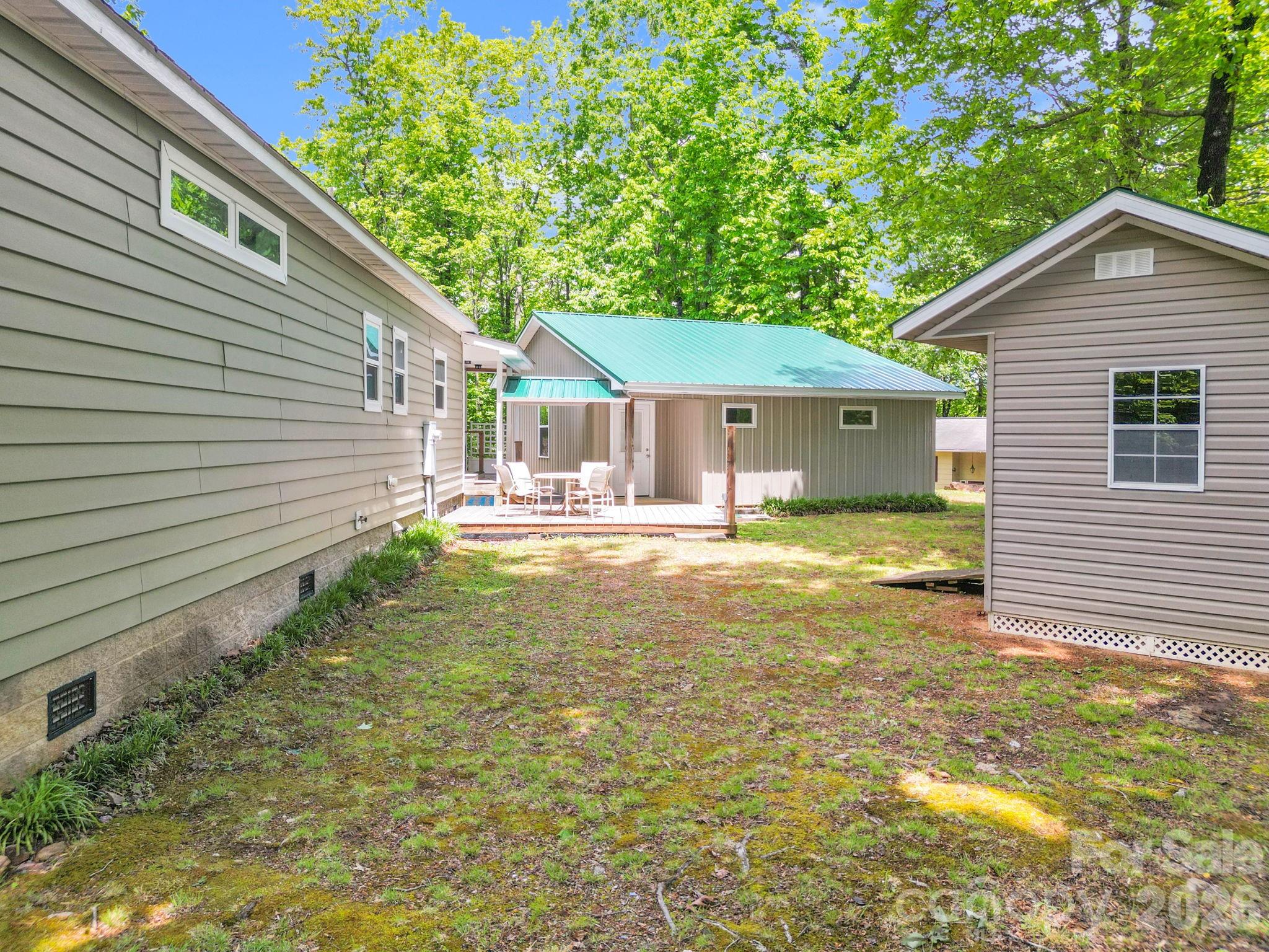 189 Friendly Circle Saluda NC 28773