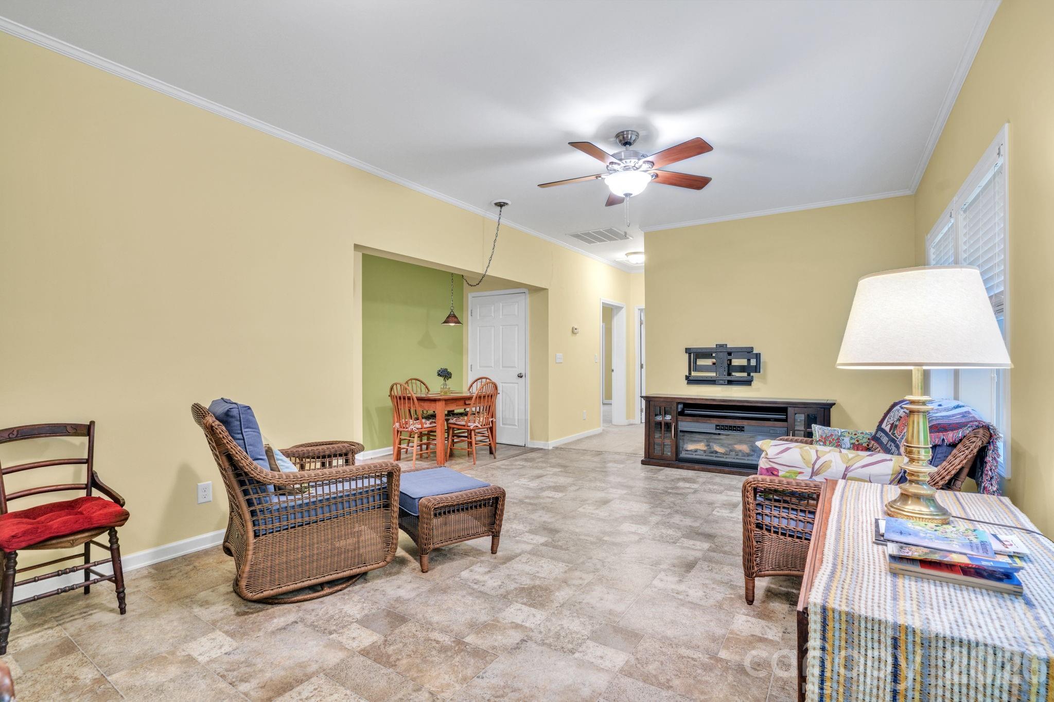 189 Friendly Circle Saluda NC 28773