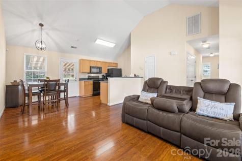 5821 Rowan Way Charlotte NC 28214