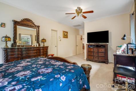 3287 Cabin Creek Road Zirconia NC 28790