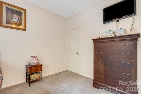 3287 Cabin Creek Road Zirconia NC 28790