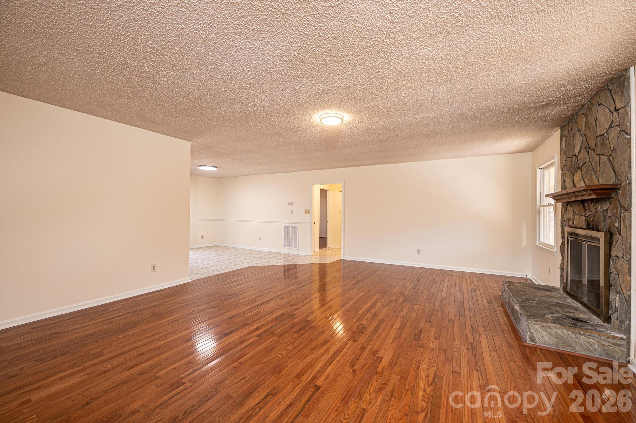 5284 Lisa Lane Hickory NC 28602