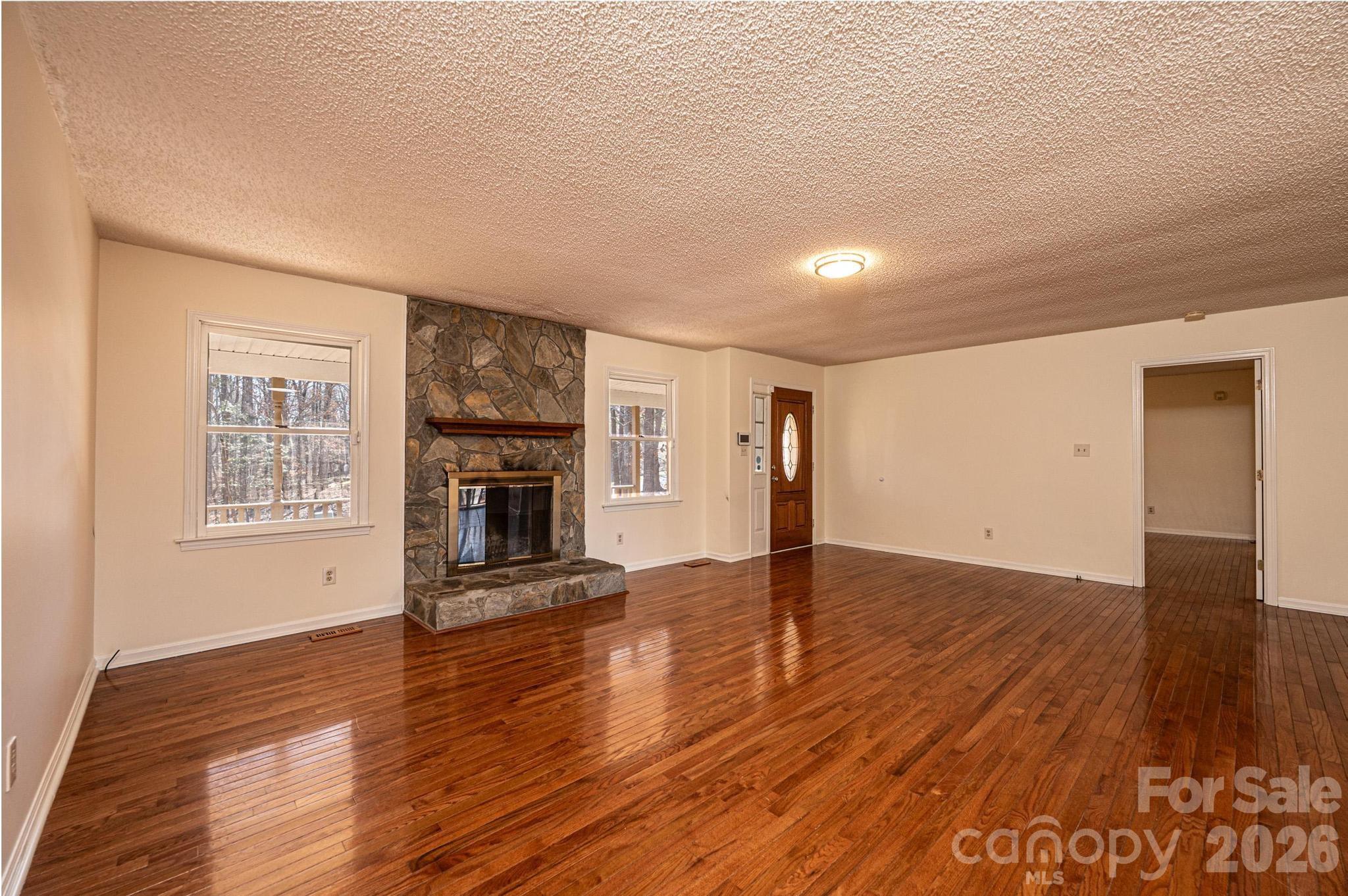 5284 Lisa Lane Hickory NC 28602