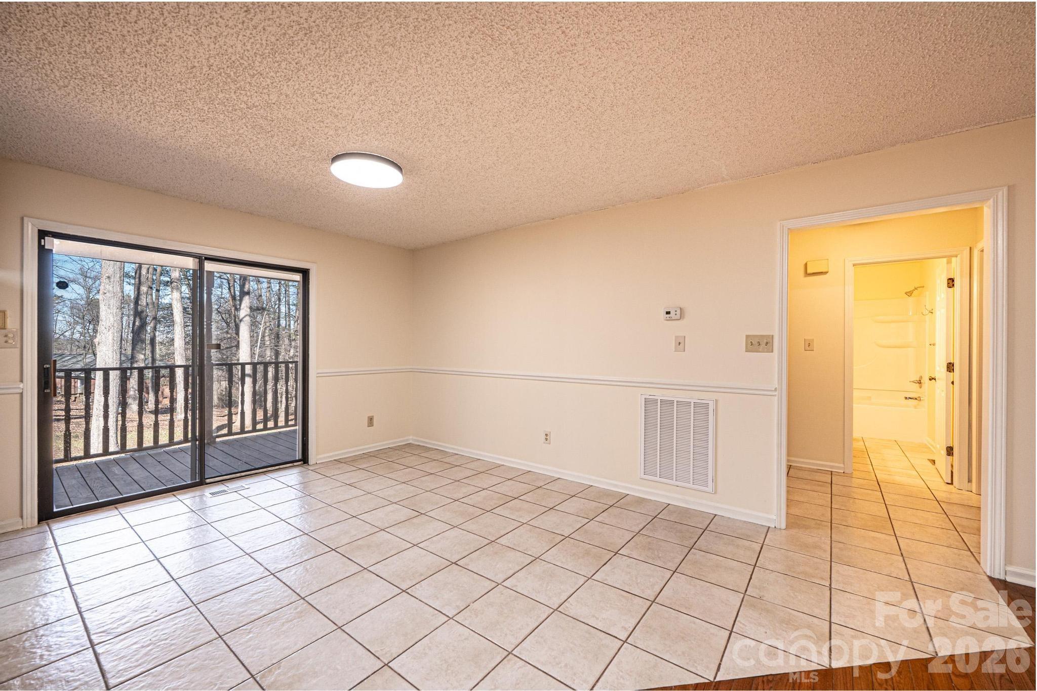 5284 Lisa Lane Hickory NC 28602