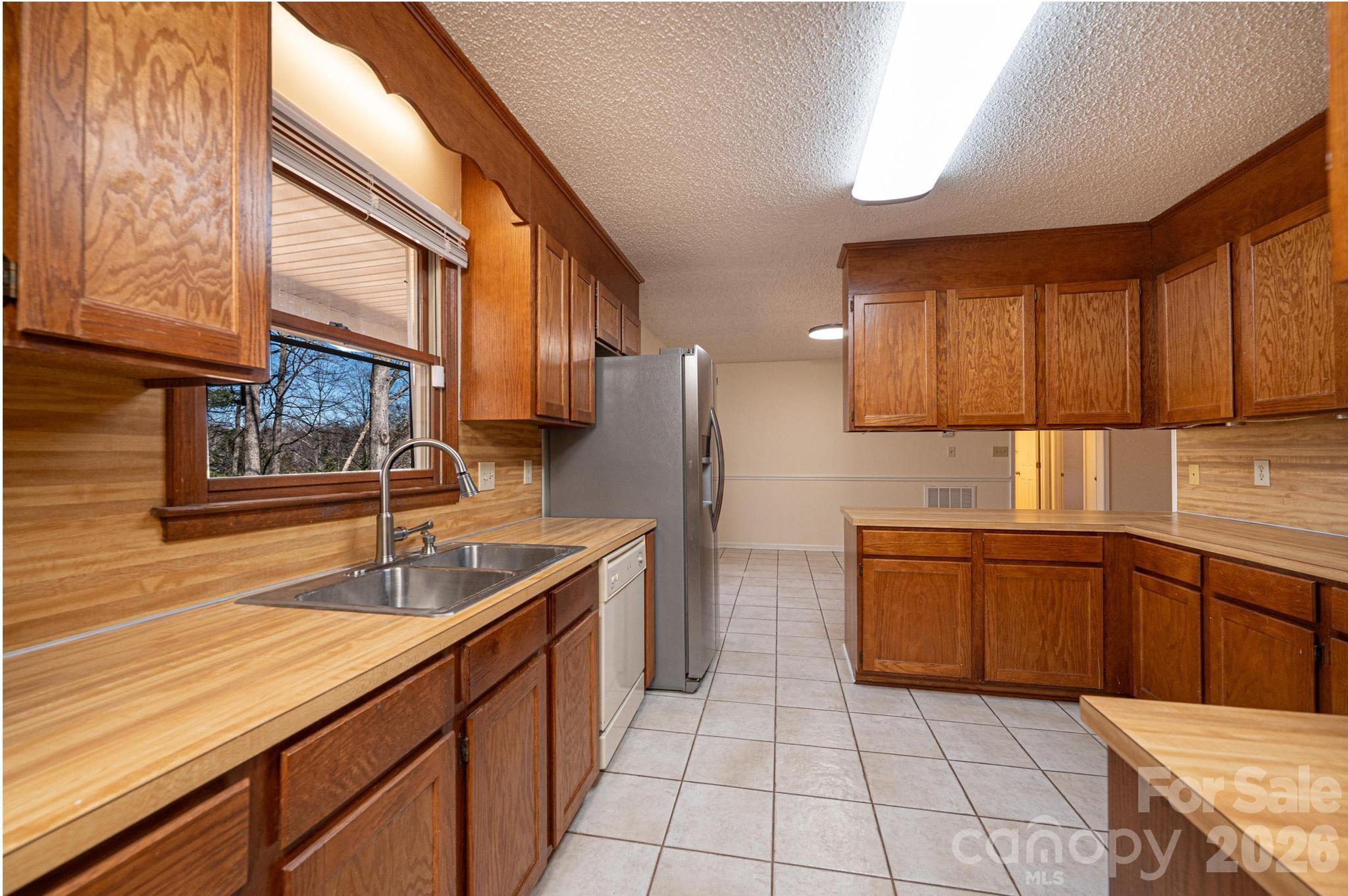 5284 Lisa Lane Hickory NC 28602