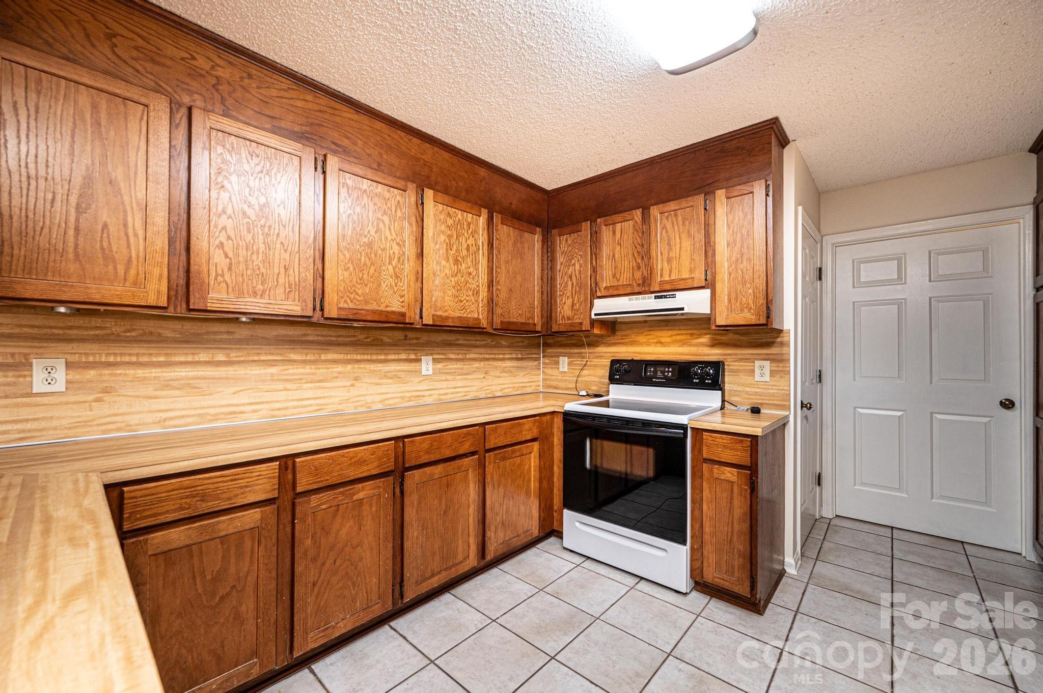 5284 Lisa Lane Hickory NC 28602
