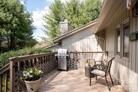 118 Cloverleaf Lane Asheville NC 28803