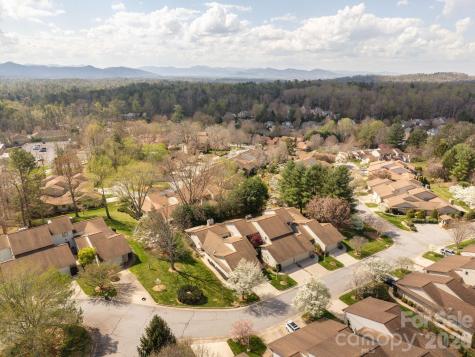 118 Cloverleaf Lane Asheville NC 28803