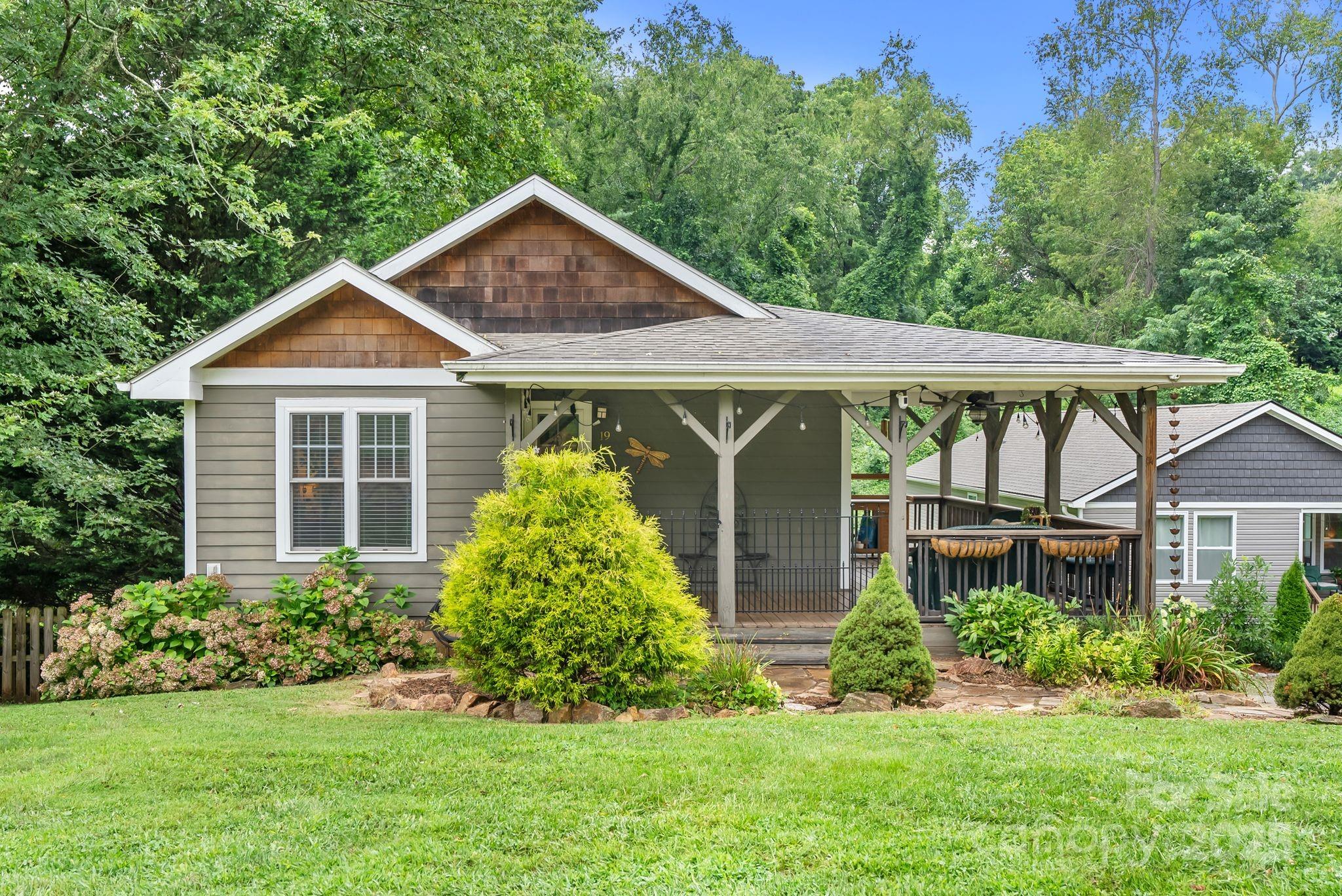 19 Rhudy Road Asheville NC 28806