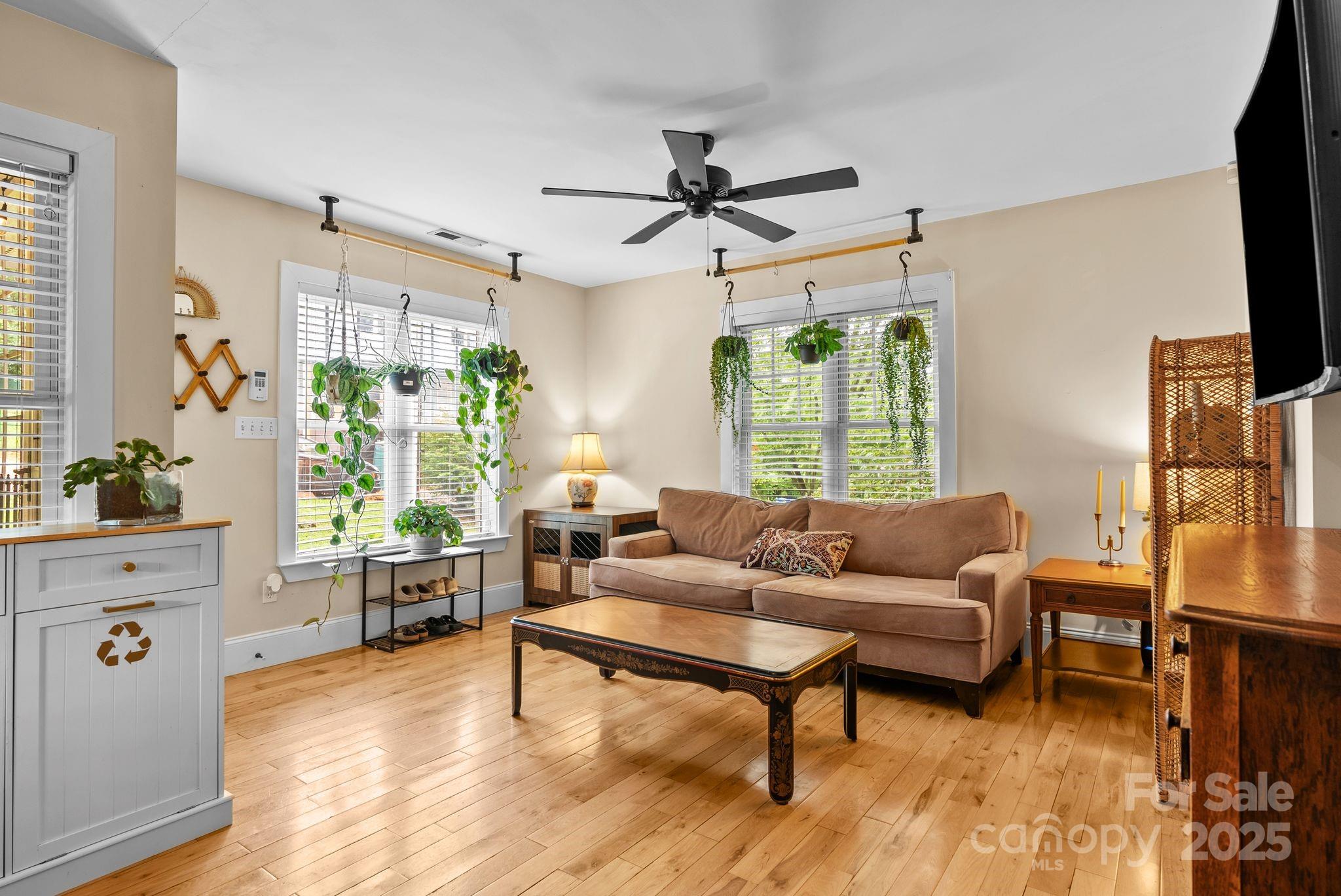 19 Rhudy Road Asheville NC 28806