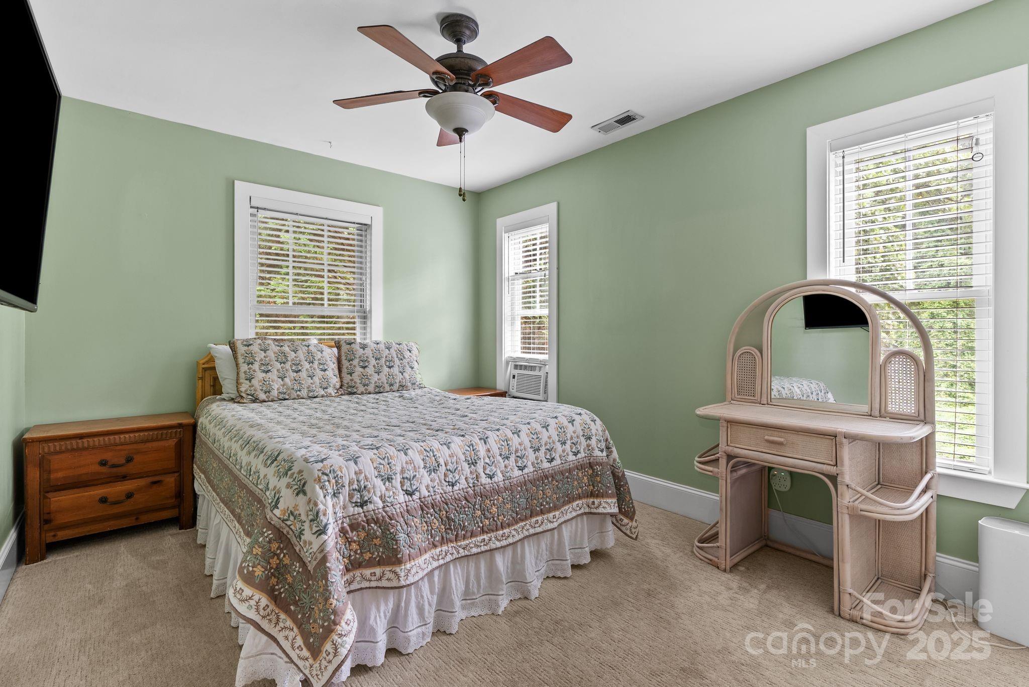 19 Rhudy Road Asheville NC 28806