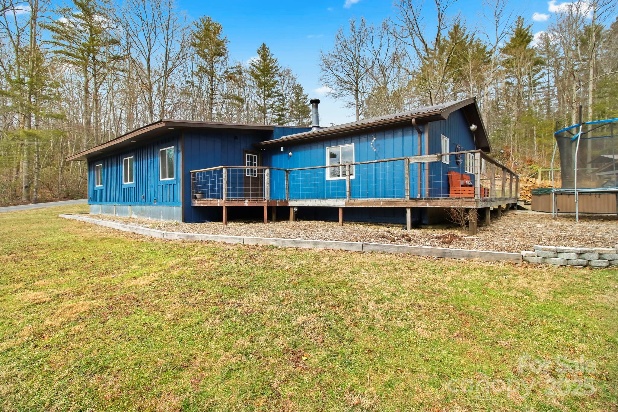 984 Prison Camp Road Newland NC 28657