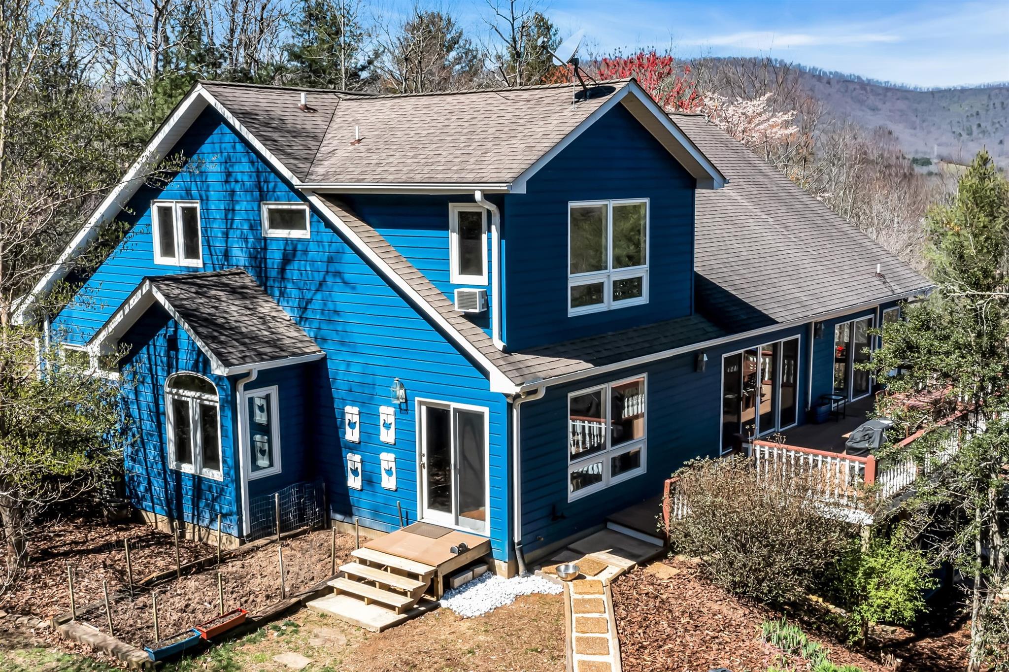 193 Brock Creek Road Horse Shoe NC 28742