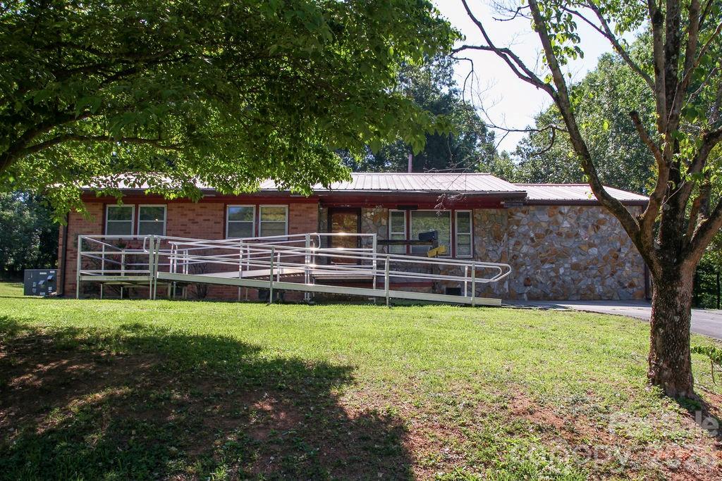 905 S 10th Street Bessemer City NC 28016