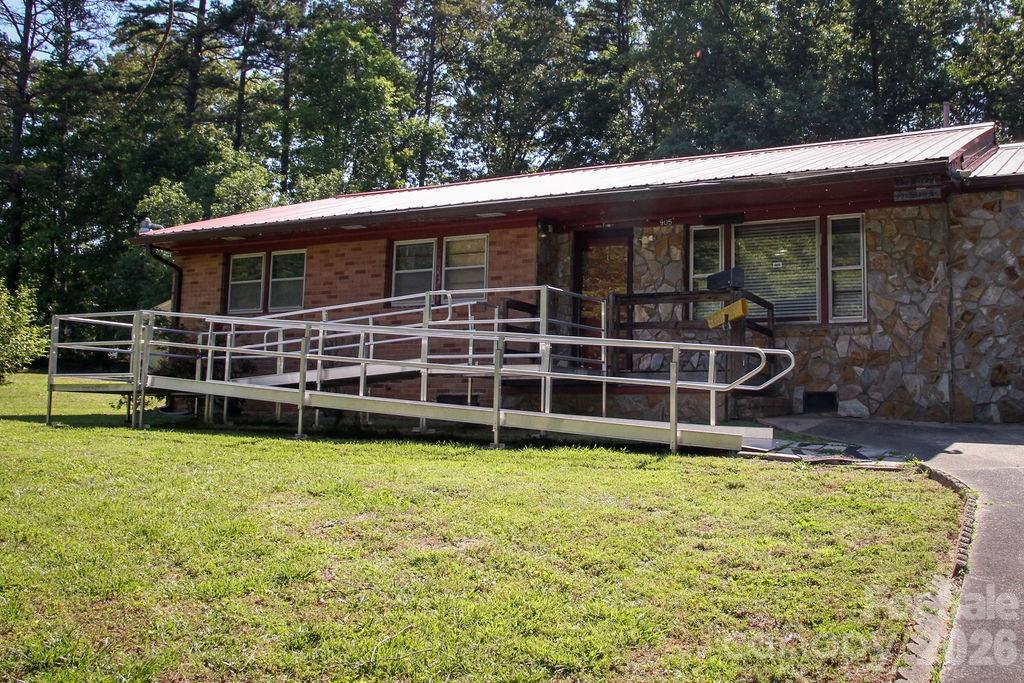 905 S 10th Street Bessemer City NC 28016